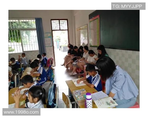 聚焦足球明星成长历程展现竞技精神与荣耀征途与时代风采交相辉映